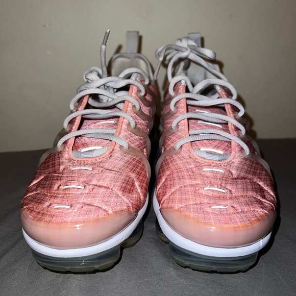 VaporMax Plus - Picture 3 of 11